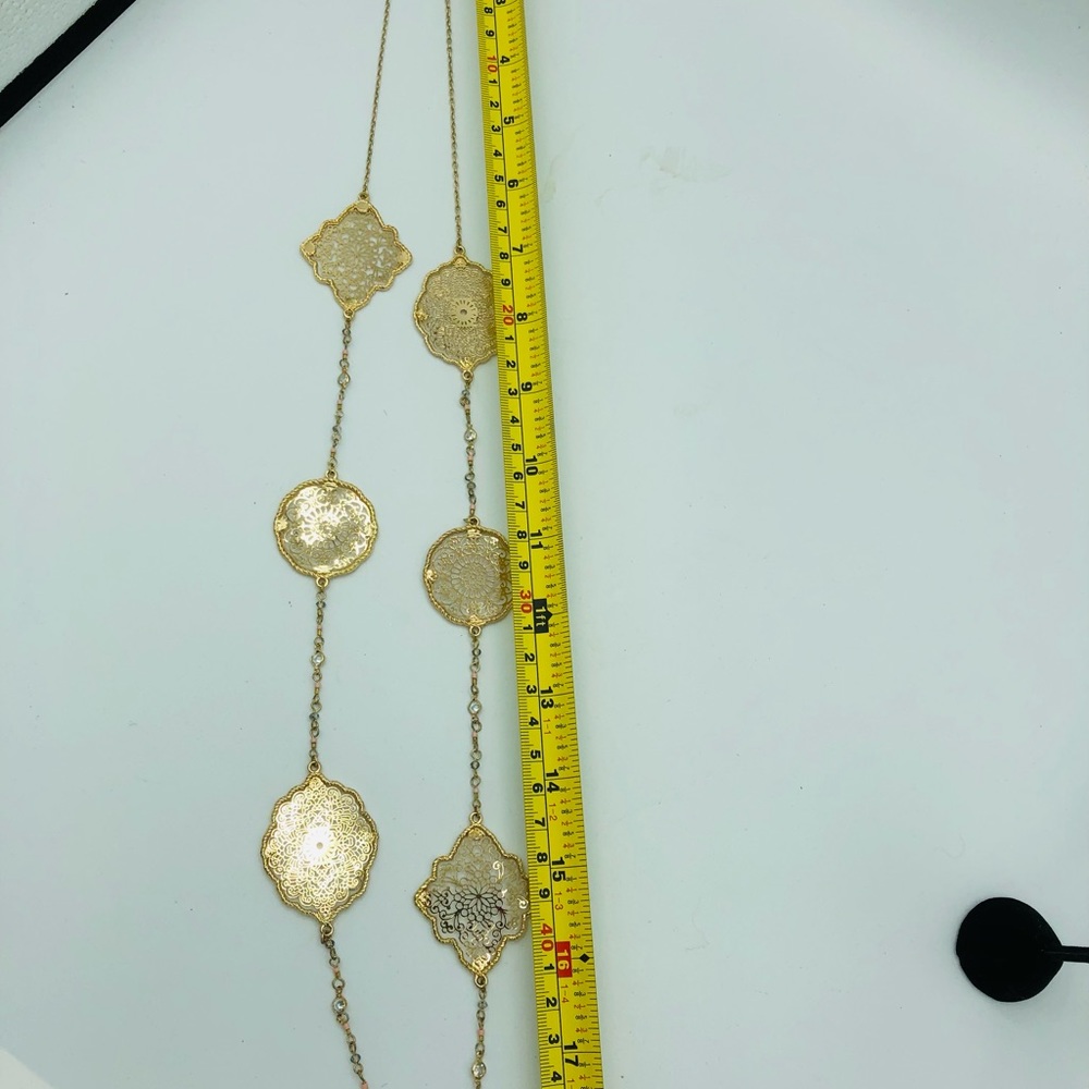 Gold tone Filigree Necklace Set - Picture 5 of 5
